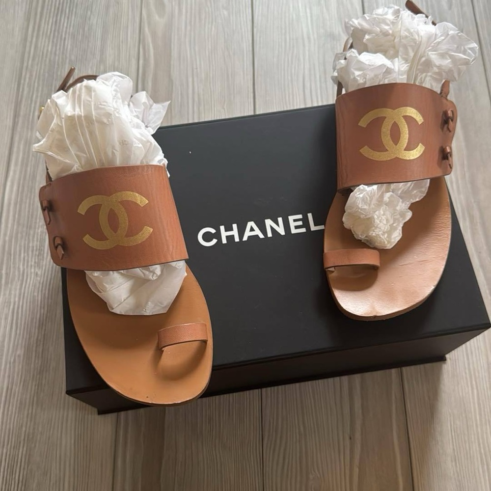 CHANEL Tan Sandals with Gold Emblem